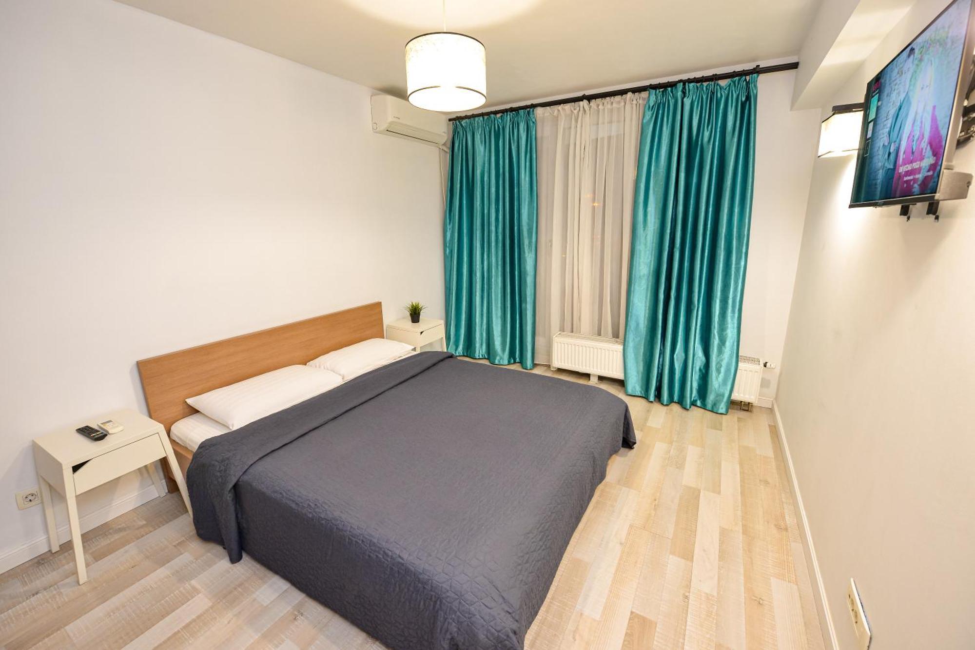 Dracula Adventure Tours Accommodation Бухарест Екстер'єр фото